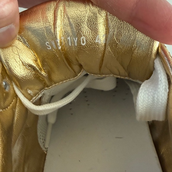 Valentino Gold and White Leather Sneakers - Picture 6 of 9